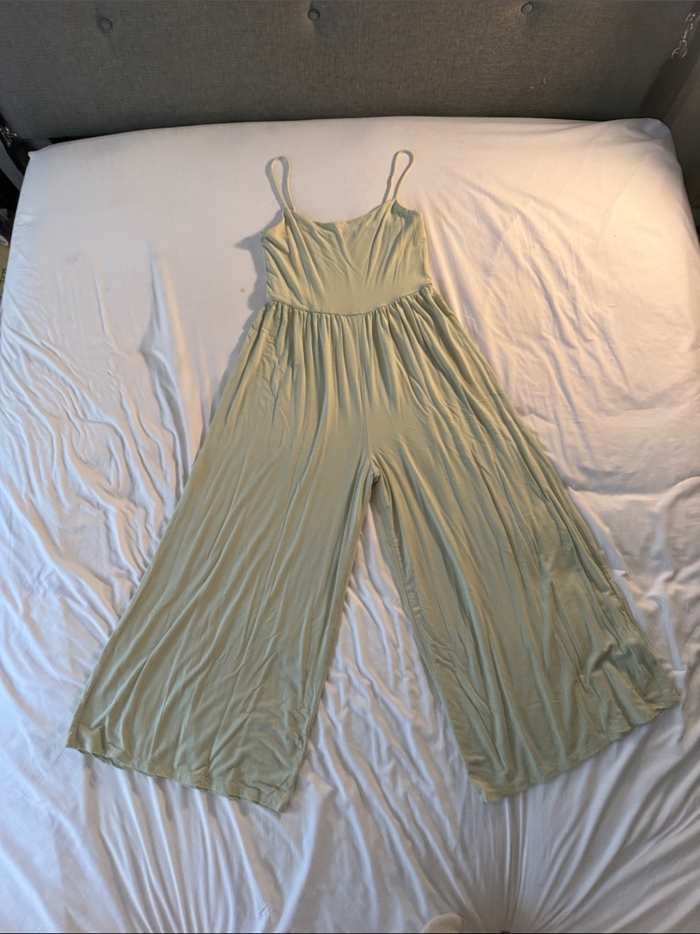 Women’s Wide-Leg Spaghetti Strap Jumpsuit - Light Sage
